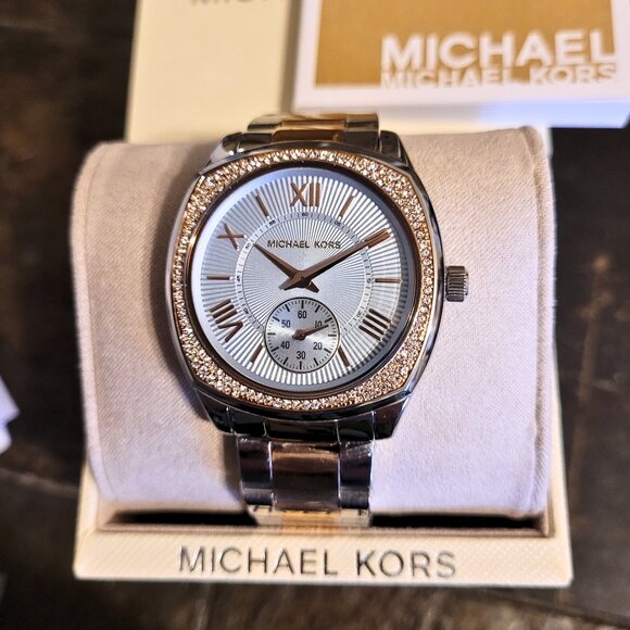 Michael Kors Women's MK6136 Bryn Rose Gold Blue Dial Watch - Picture 2 of 6